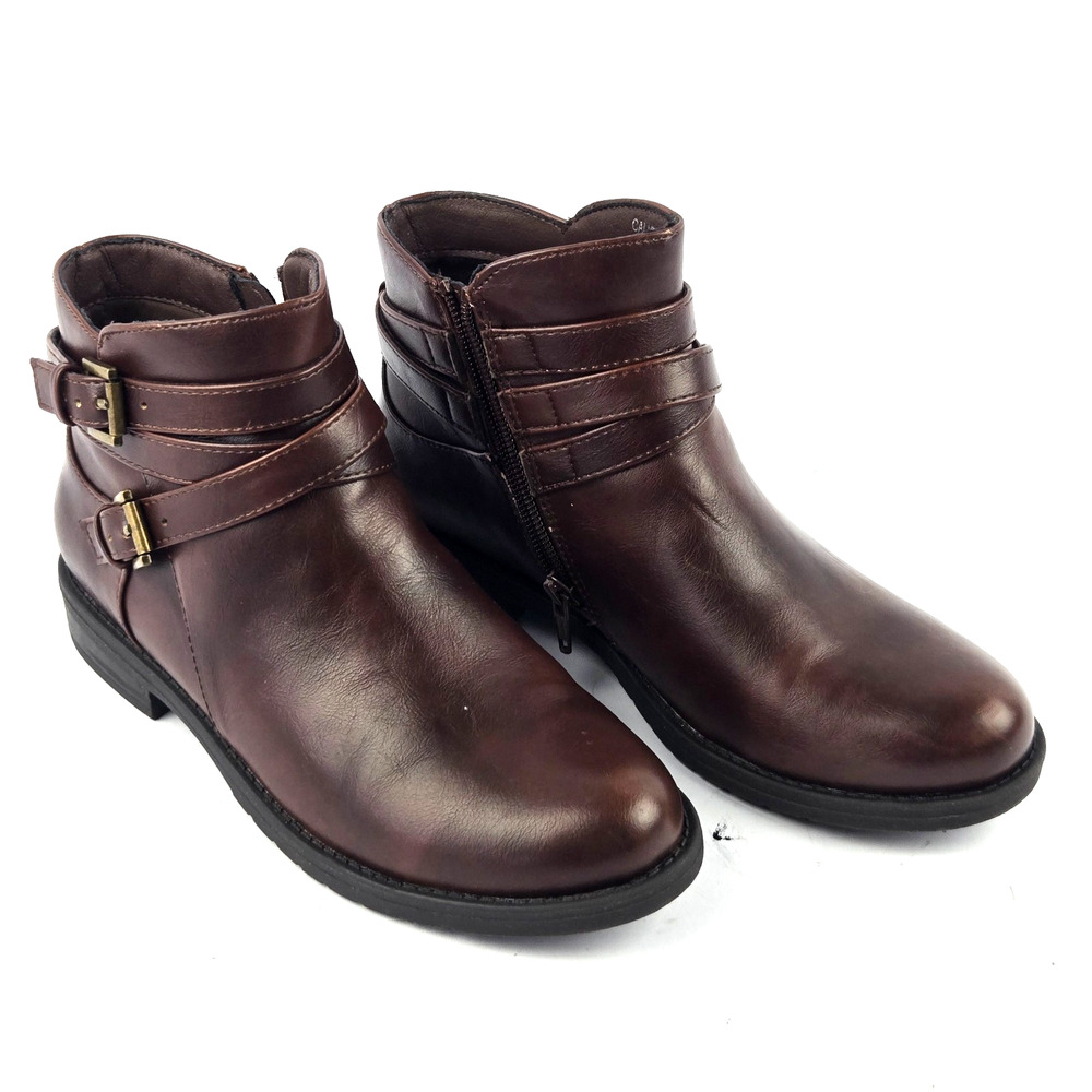 Yuu Woman’s Calissa Vegan Brown Boot w/ Straps & Buckle Details Size 7W WIDE
